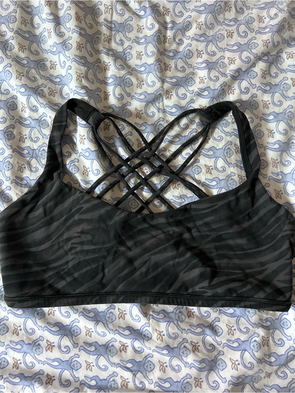 Lululemon free to be bra 12